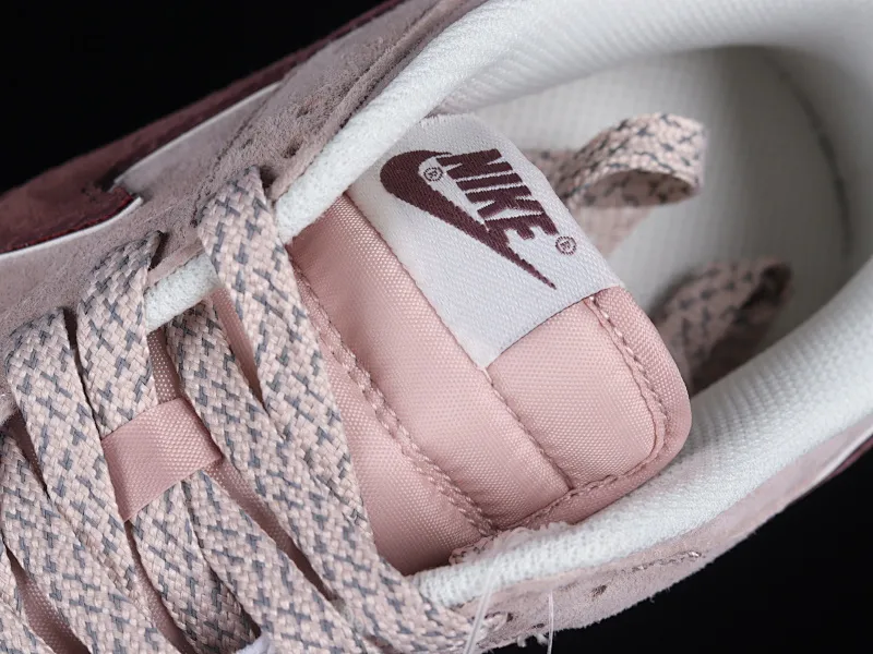 All Categories Nk SB Dunk Series Nk SB Dunk Low Low-top sneakers Otomo Katsuhiro x Nk SB Dunk Low "Steamboy OST" Creative customization collaboration Otomo Katsuhiro co-branded SB low-top sports casual sneakers ST1391-206